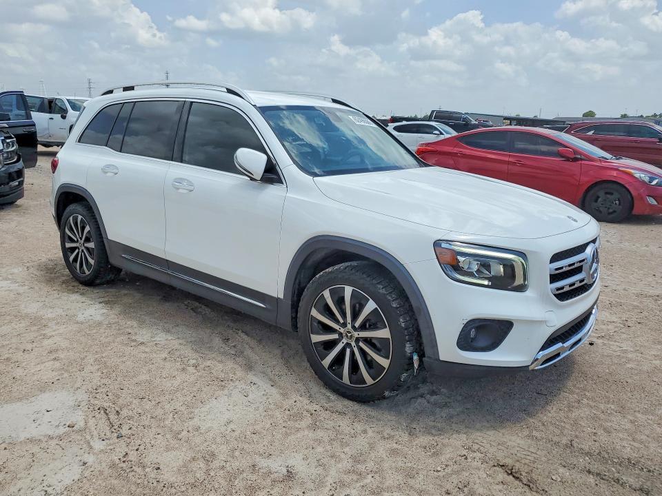 2020 MERCEDES-BENZ GLB 250 — Фото 4 из 13