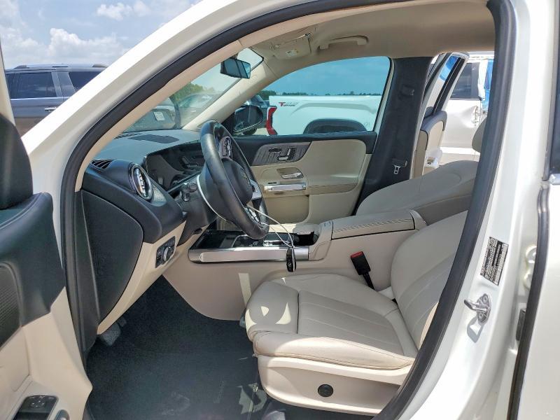 2020 MERCEDES-BENZ GLB 250 — Фото 7 из 13