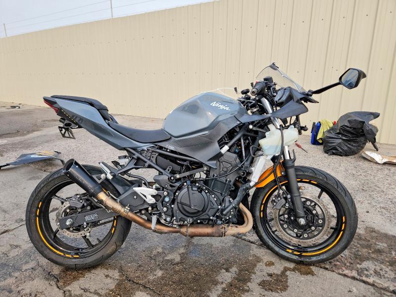 JKAEXKG15JDA08405 2018 KAWASAKI EX400 photo no. 1