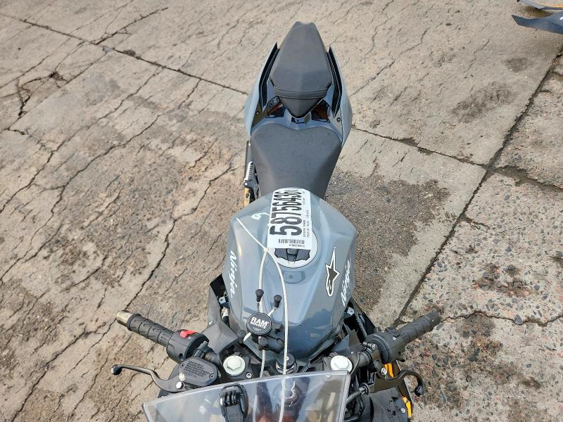 JKAEXKG15JDA08405 2018 KAWASAKI EX400 photo no. 5