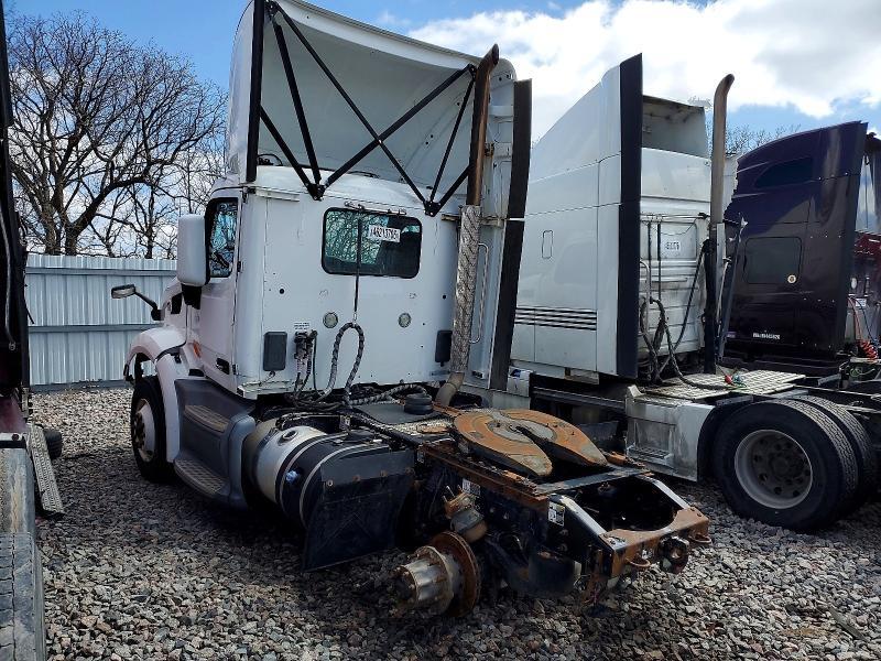 2018 PETERBILT 579 SEMI TRUCK — Фото 3 из 10