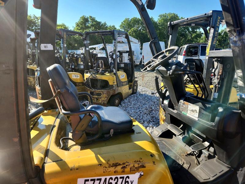 2018 YALE GLP030VXNRSV062 FORKLIFT — Фото 5 из 10