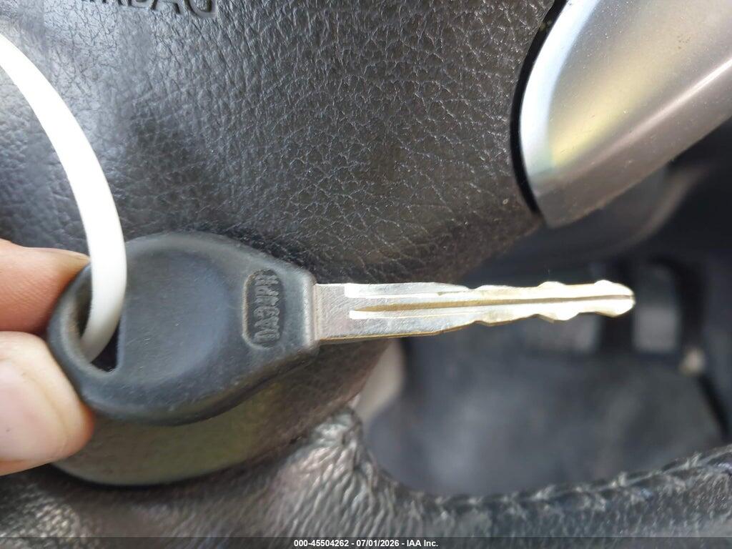 3N1CE2CPXFL368428 2015 NISSAN VERSA NOTE photo no. 11