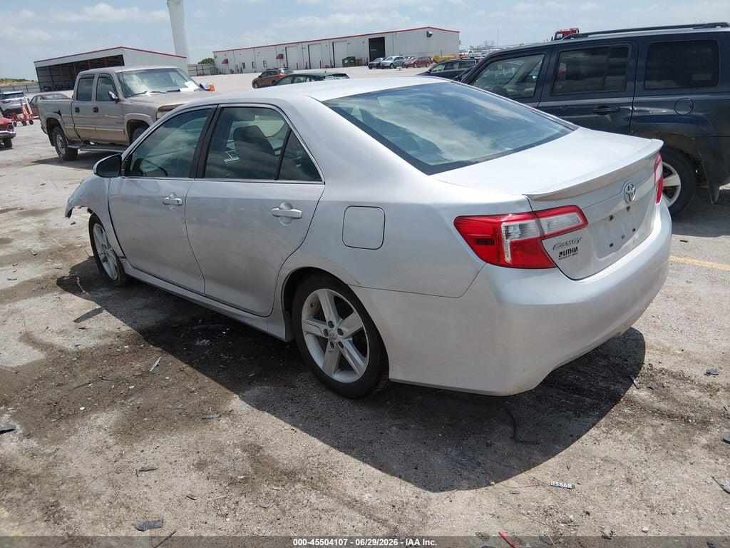 4T1BF1FK3EU331625 2014 TOYOTA CAMRY photo no. 3
