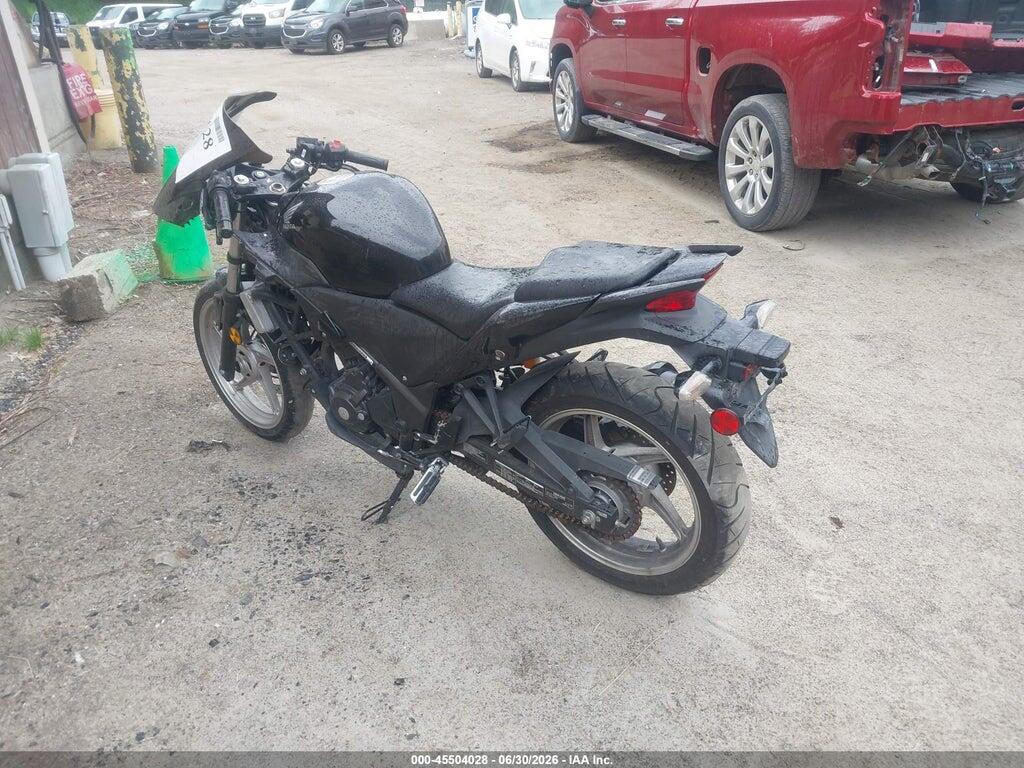 MLHMC4101C5203241 2012 HONDA CBR250 photo no. 3