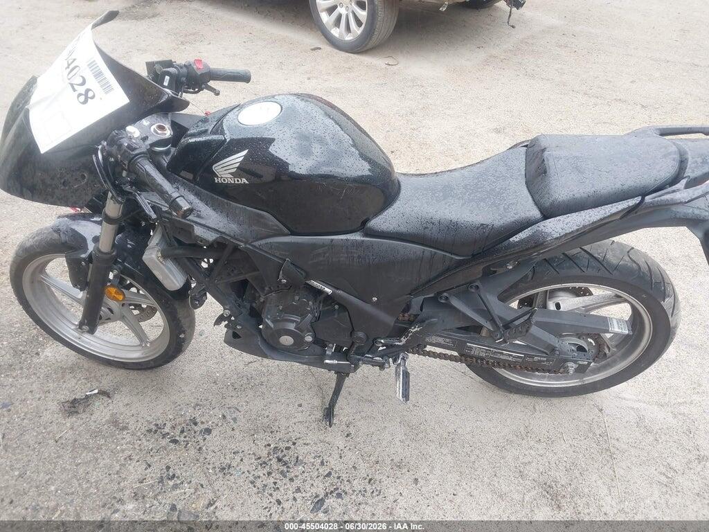 MLHMC4101C5203241 2012 HONDA CBR250 photo no. 9