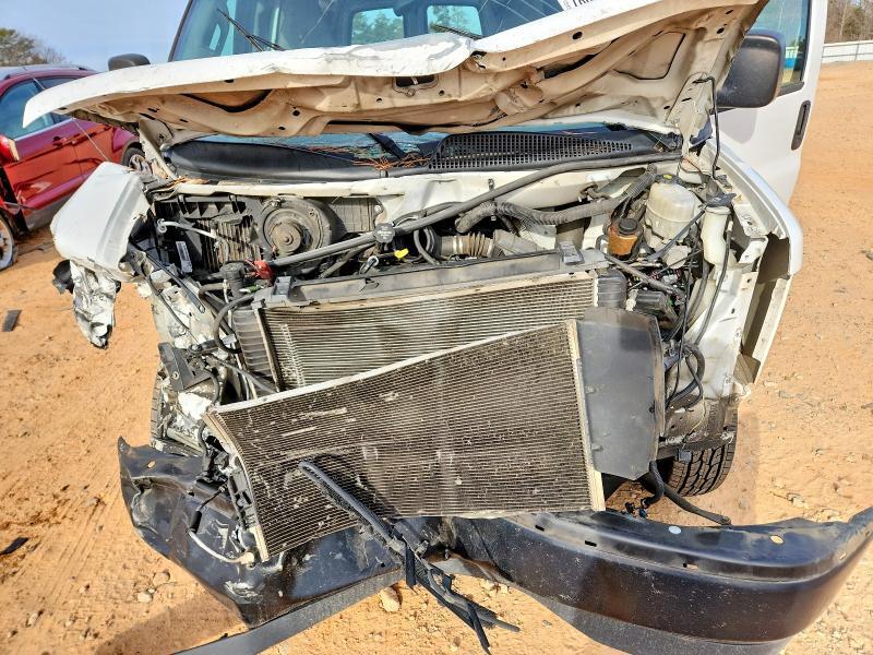 2017 CHEVROLET EXPRESS G2500 — Фото 11 из 13