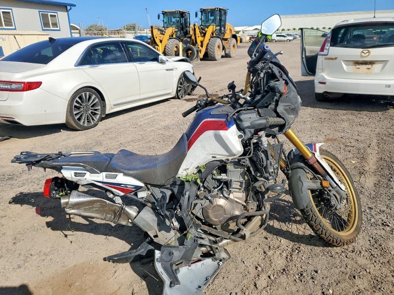 2017 HONDA CRF1000 JH2SD04G8HK001621