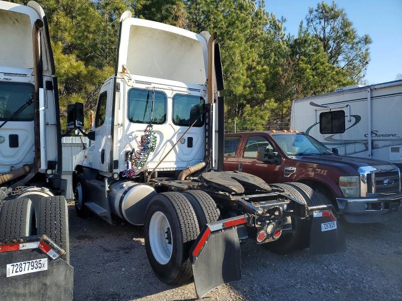 2016 FREIGHTLINER CASCADIA 125 SEMI TRUCK — Фото 3 из 10