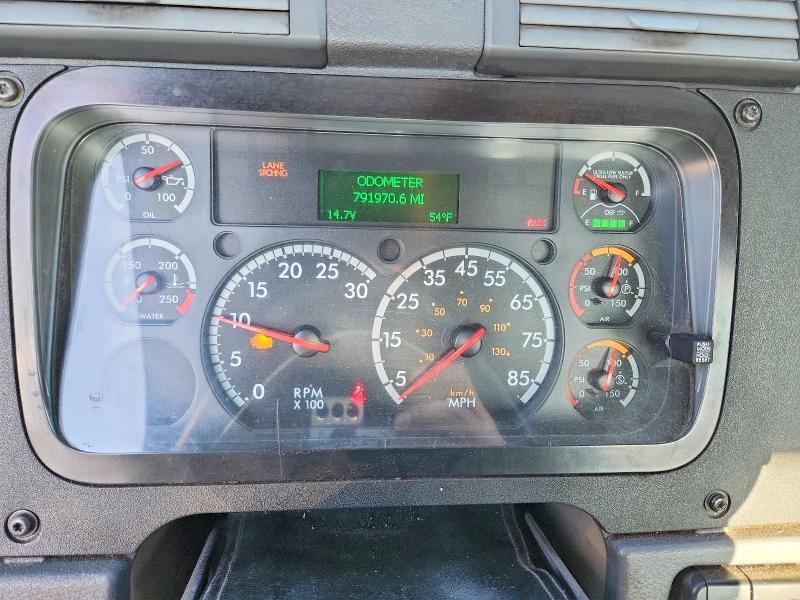 2016 FREIGHTLINER CASCADIA 125 SEMI TRUCK — Фото 8 из 10