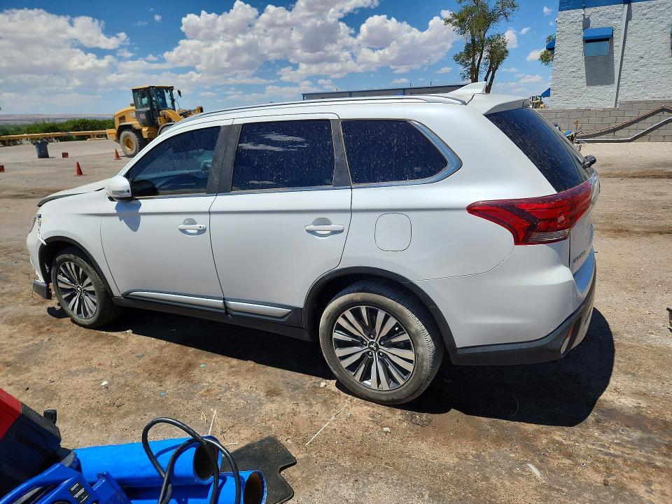 2020 MITSUBISHI OUTLANDER SE — Фото 2 из 14