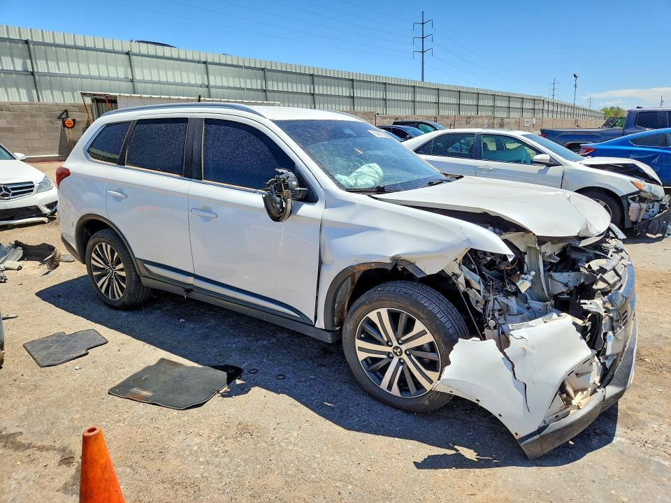 2020 MITSUBISHI OUTLANDER SE — Фото 4 из 14