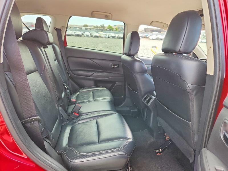 2020 MITSUBISHI OUTLANDER SE — Фото 11 из 13