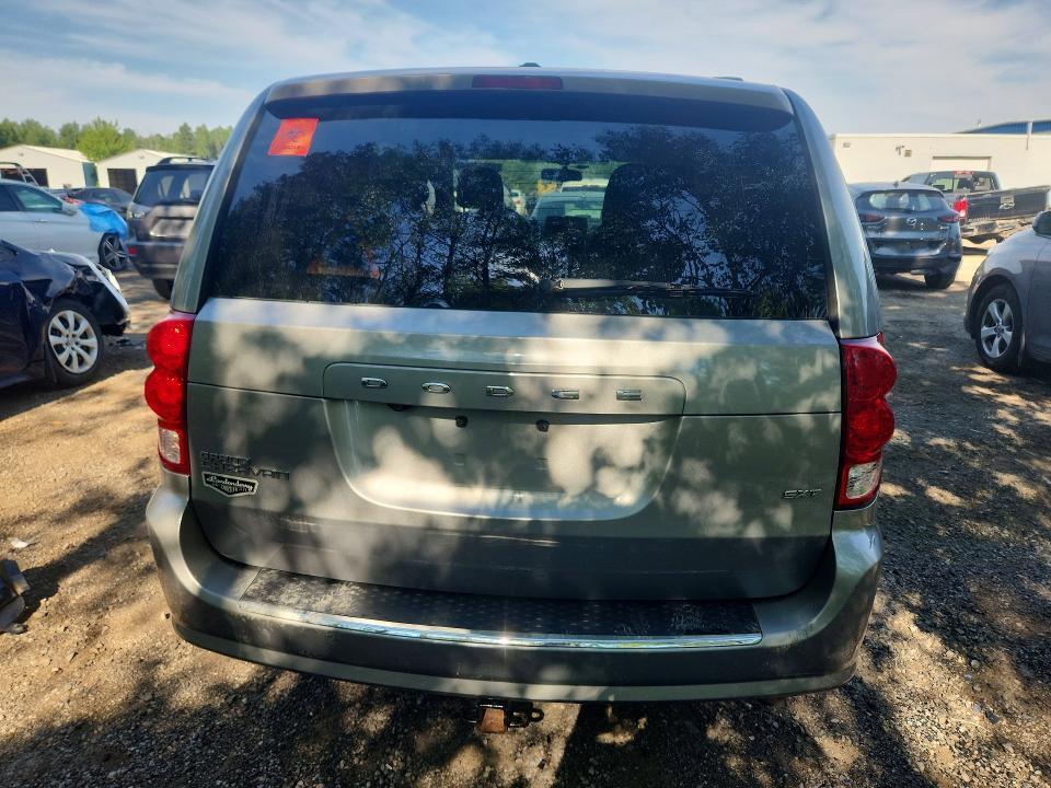 2015 DODGE GRAND CARAVAN SE — Фото 6 из 13