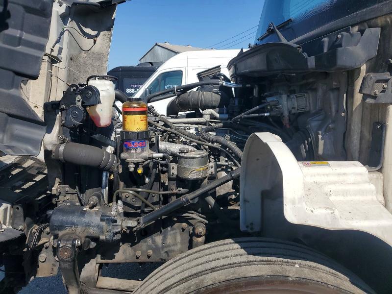 2015 HINO 258/268 BOX TRUCK — Фото 11 из 12
