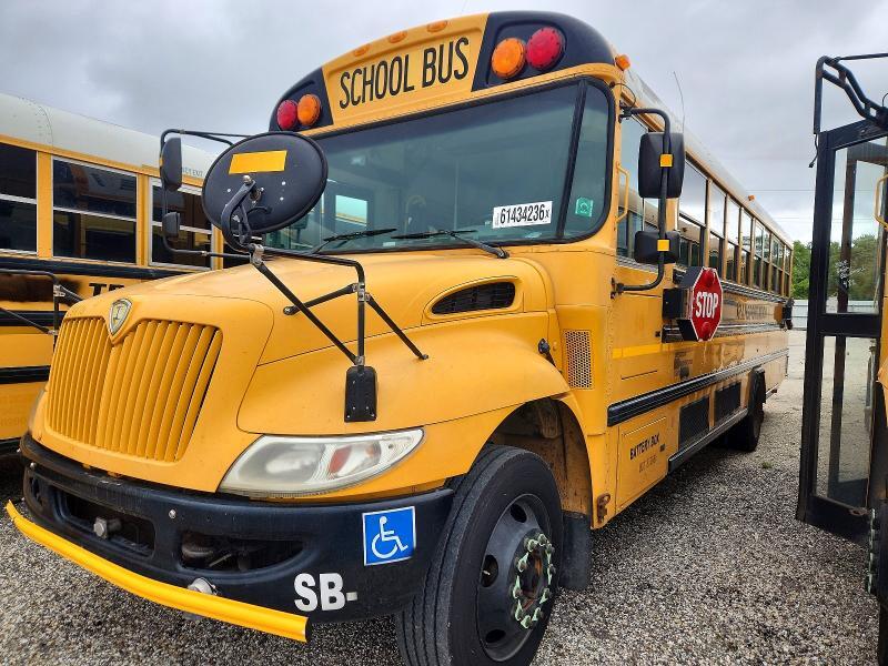 2015 IC CORPORATION CE SERIES SCHOOL - SCHOOL BUS — Фото 2 из 10