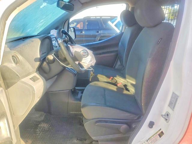 2015 NISSAN NV200 S — Фото 7 из 14