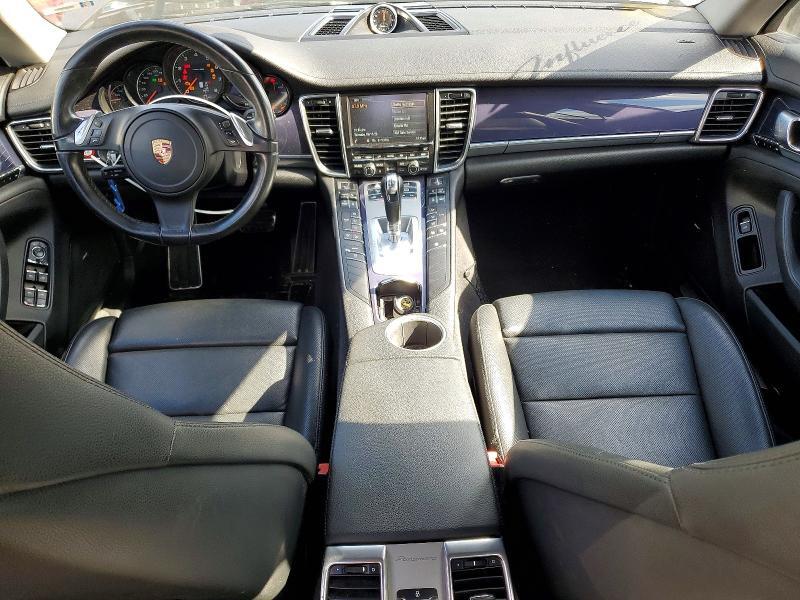 2015 PORSCHE PANAMERA 2 — Фото 8 из 12