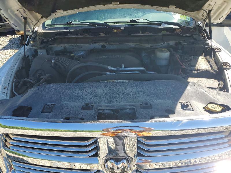 2015 RAM 3500 SLT — Фото 12 из 13