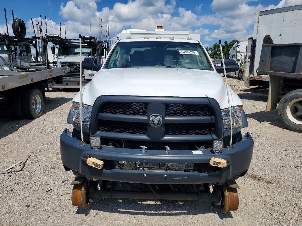 2015 RAM 5500 — Фото 5 из 12