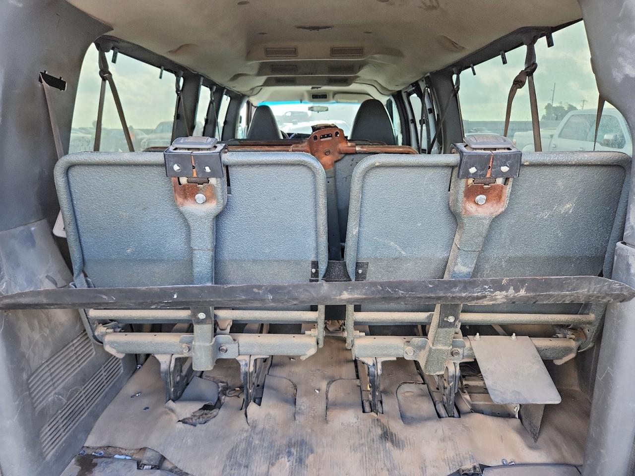 2014 CHEVROLET EXPRESS G3500 LT — Фото 10 из 13