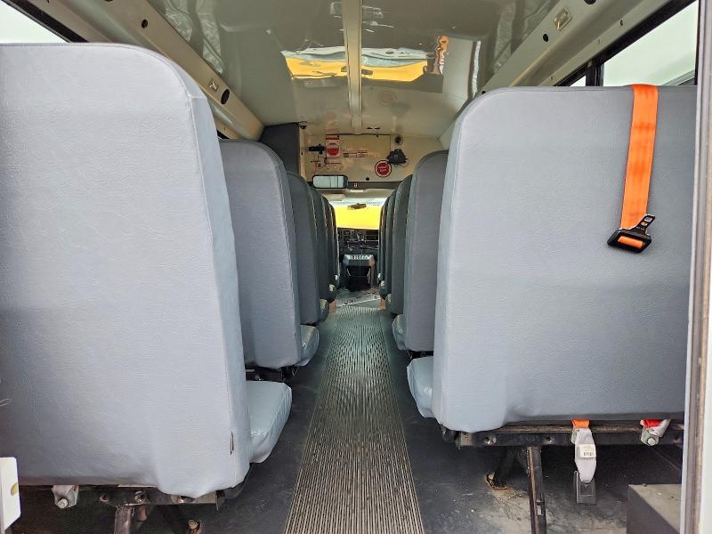 2014 CHEVROLET EXPRESS G4 - SCHOOL BUS — Фото 6 из 10