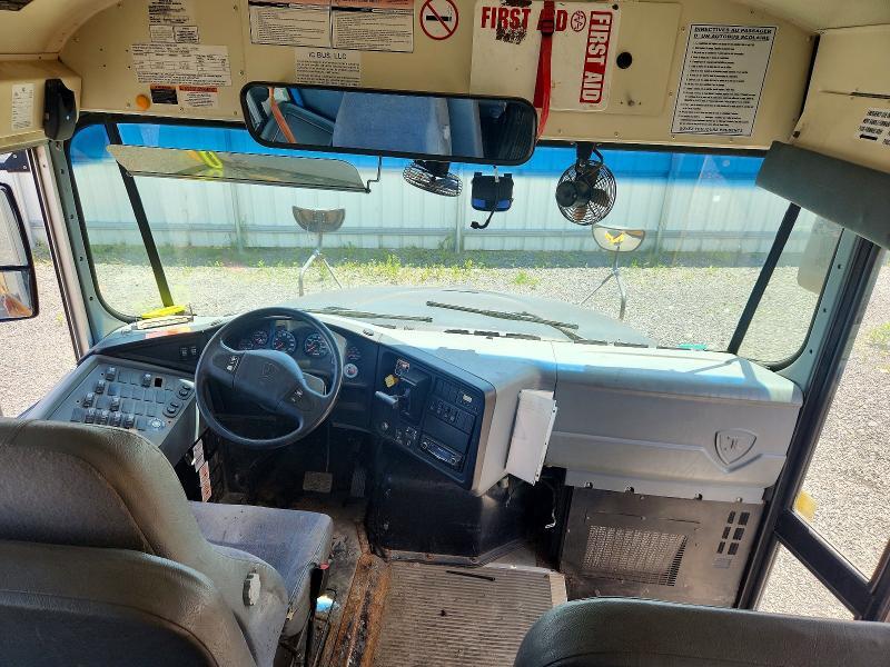 2014 IC CORPORATION CE SERIES SCHOOL - SCHOOL BUS — Фото 5 из 10