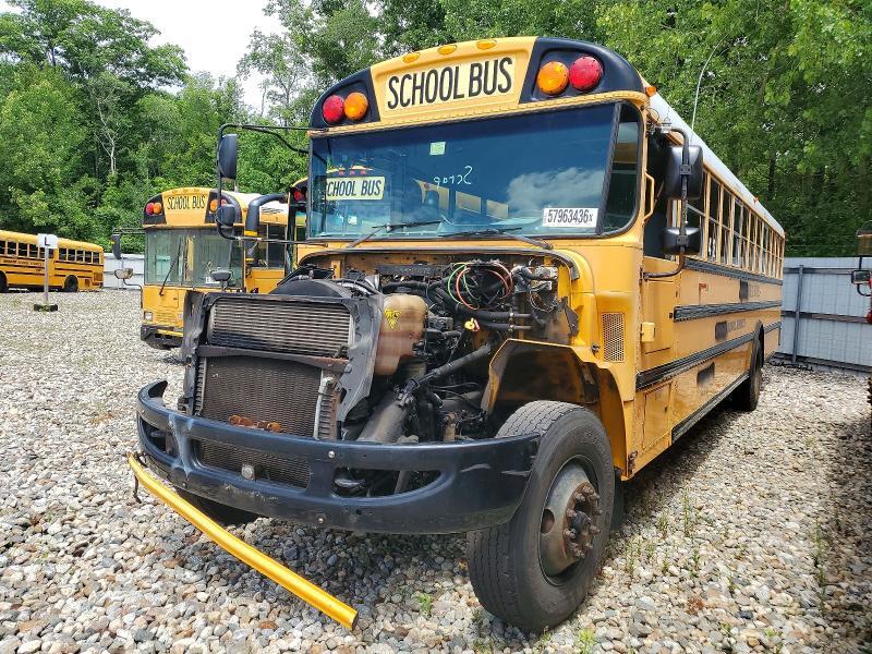 2014 IC CORPORATION CE SERIES SCHOOL - SCHOOL BUS — Фото 2 из 10