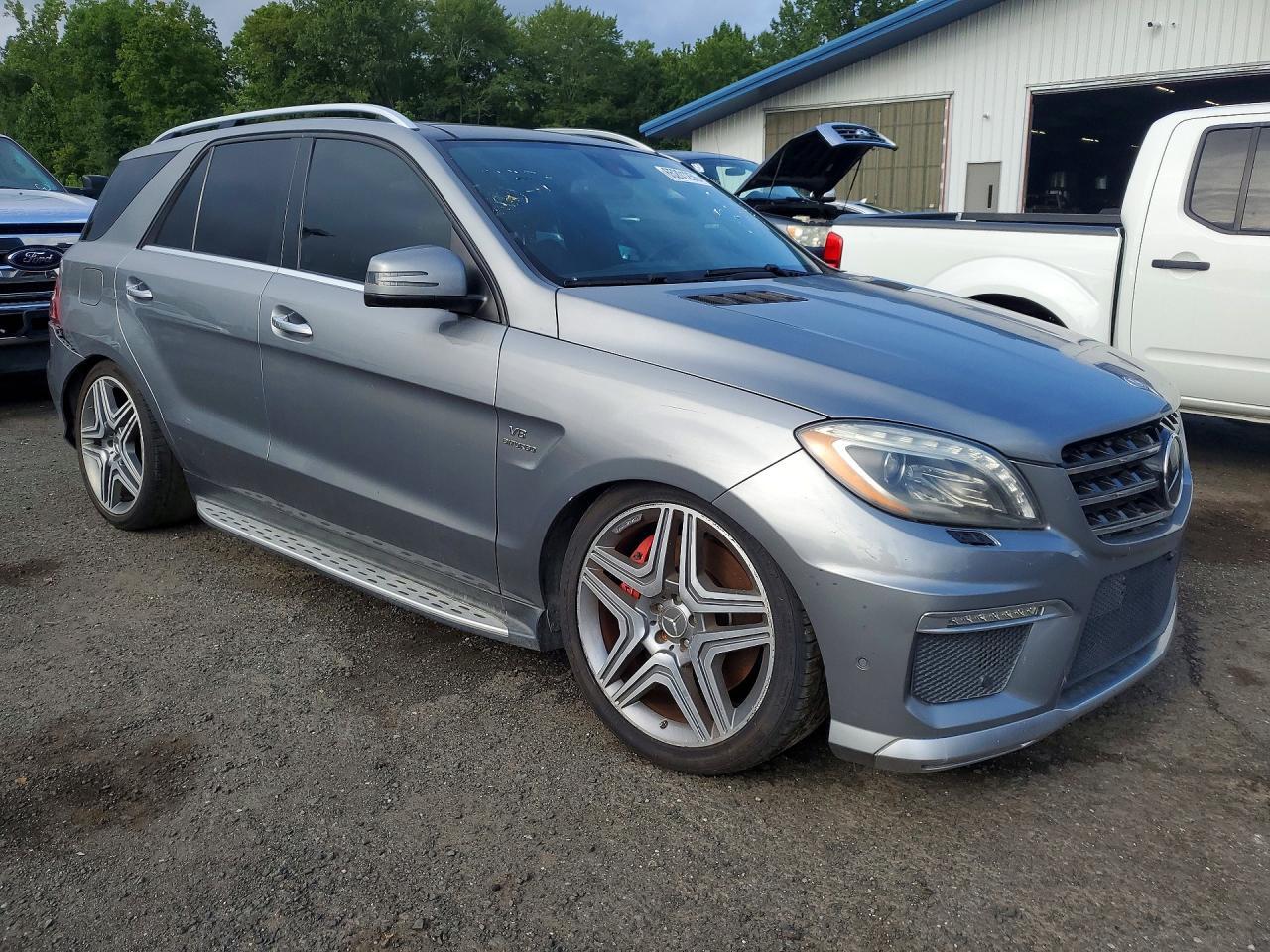 2014 MERCEDES-BENZ ML 63 AMG — Фото 4 из 13
