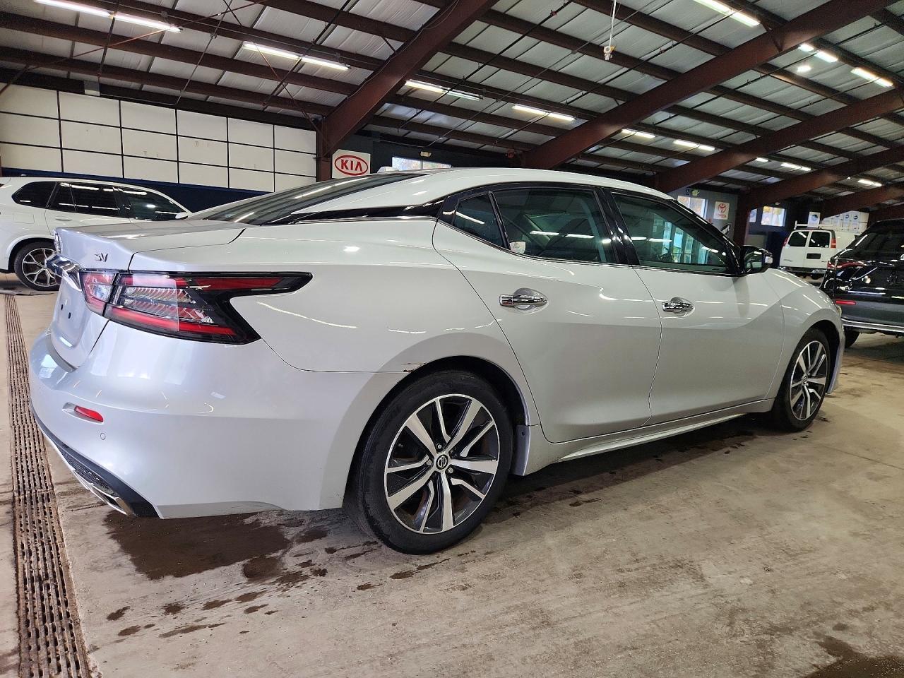 2020 NISSAN MAXIMA SV — Фото 3 из 12