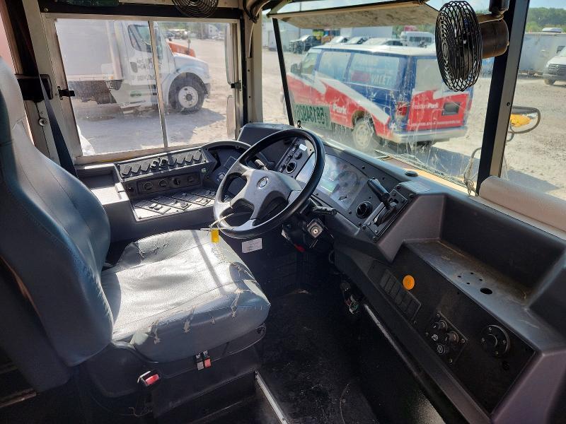 2013 BLUEBIRD VISION - SCHOOL BUS — Фото 5 из 10