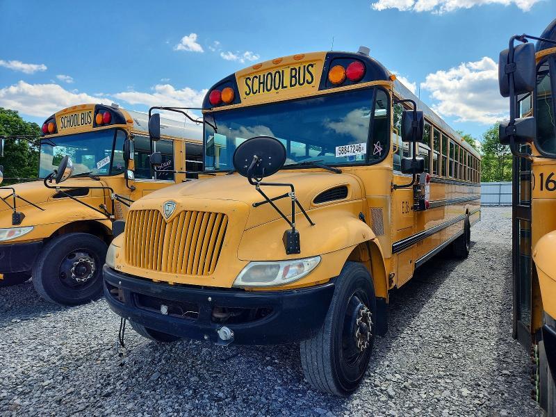 2013 IC CORPORATION CE SERIES SCHOOL - SCHOOL BUS — Фото 2 из 10