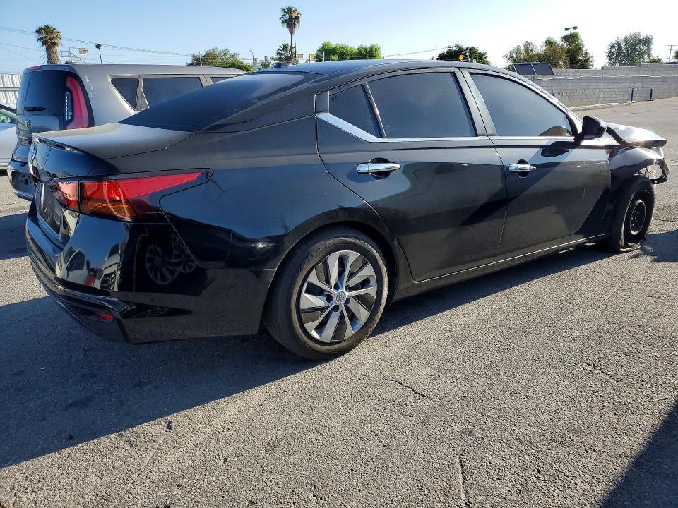 2020 NISSAN ALTIMA 2.5 S — Фото 3 из 12