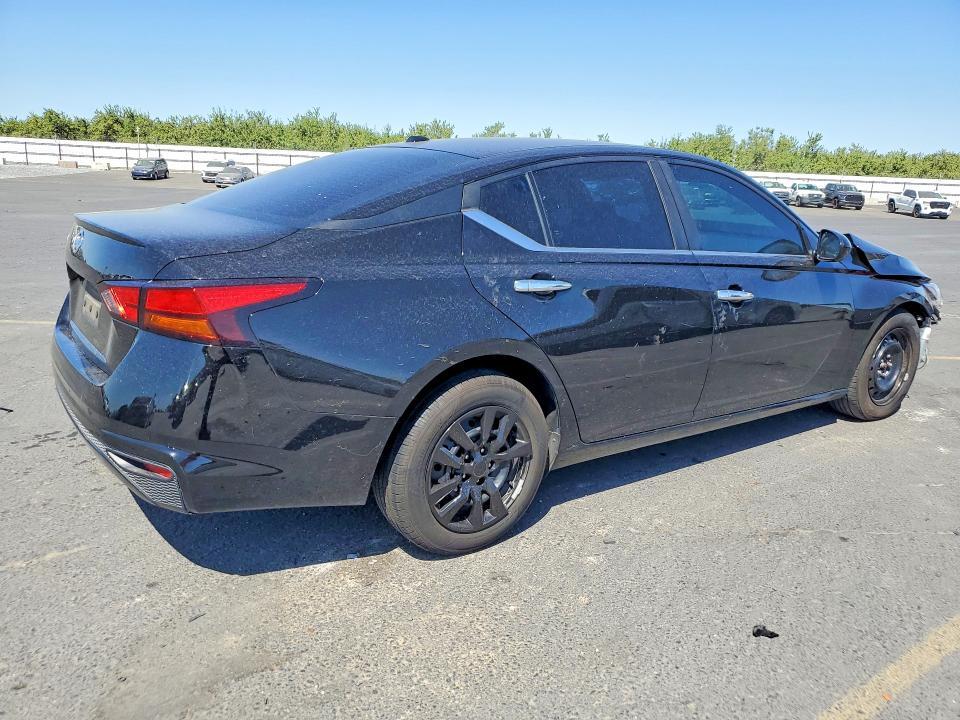 2020 NISSAN ALTIMA S — Фото 3 из 13