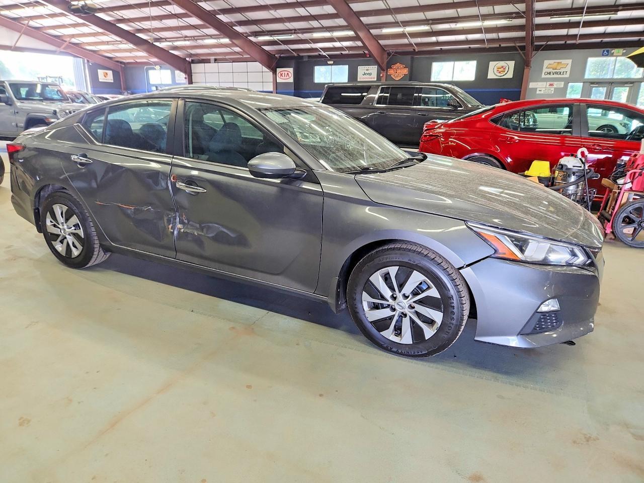 2020 NISSAN ALTIMA S — Фото 4 из 12