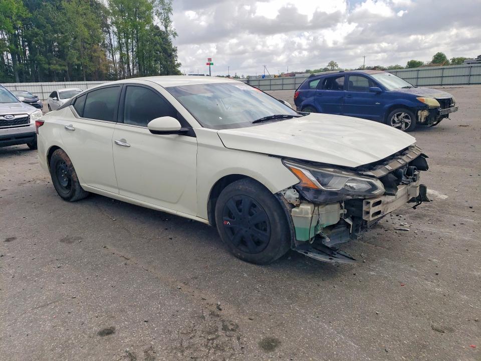 2020 NISSAN ALTIMA 2.5 S — Фото 4 из 12