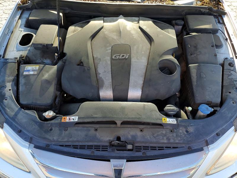 2012 HYUNDAI GENESIS 3.8L — Фото 11 из 12