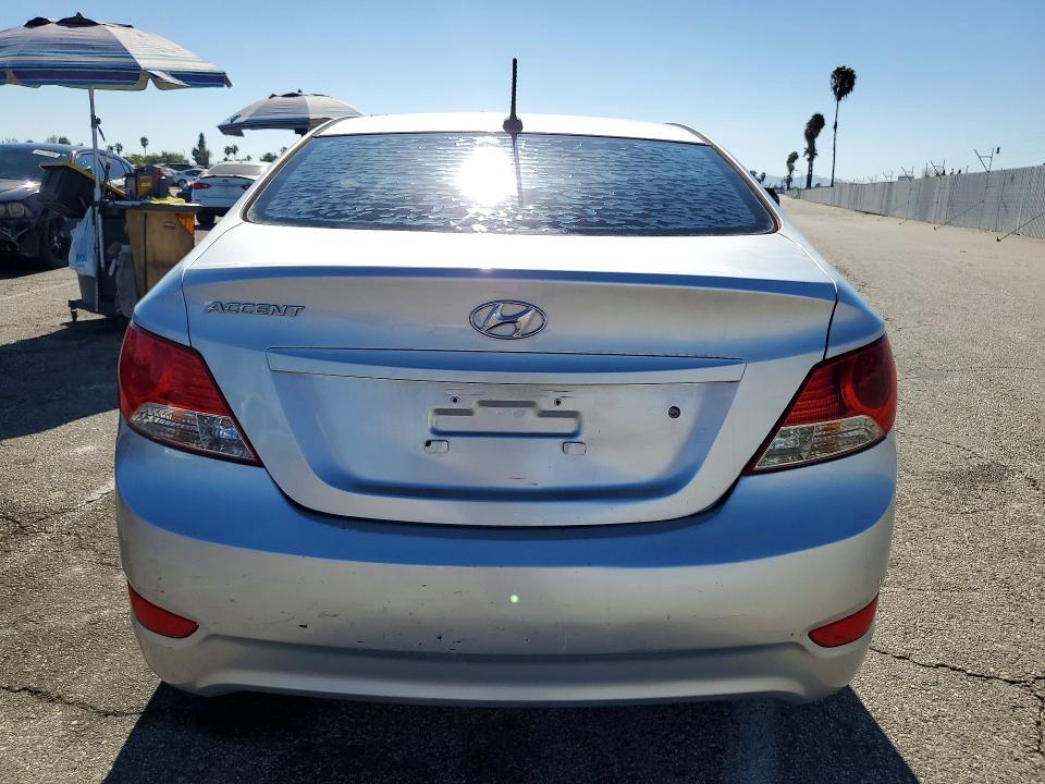 2012 HYUNDAI ACCENT GLS — Фото 6 из 12