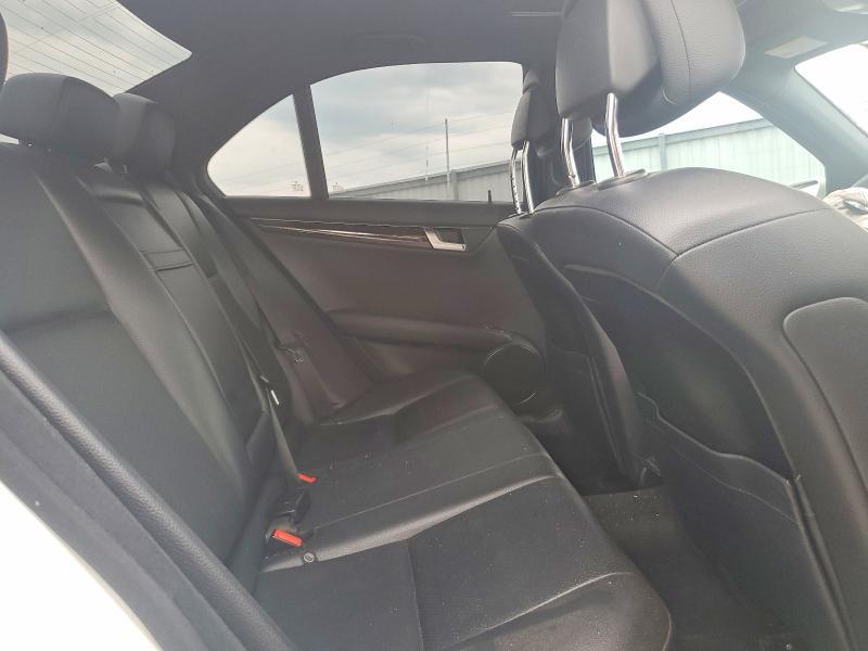 2012 MERCEDES-BENZ C 300 4MATIC — Фото 10 из 13