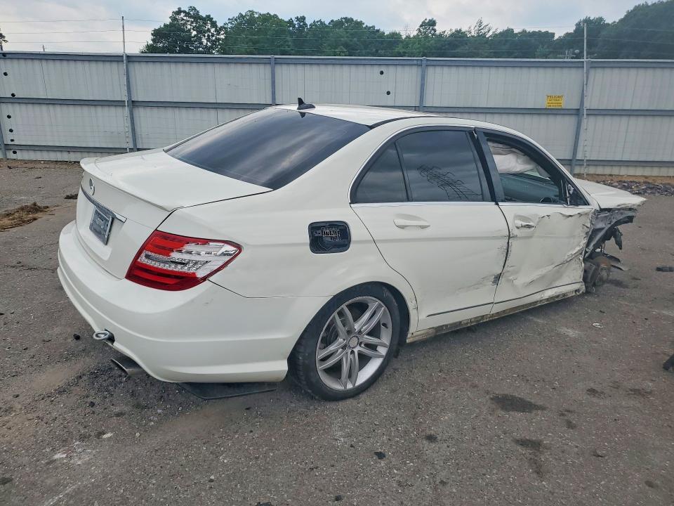 2012 MERCEDES-BENZ C 300 4MATIC — Фото 3 из 13