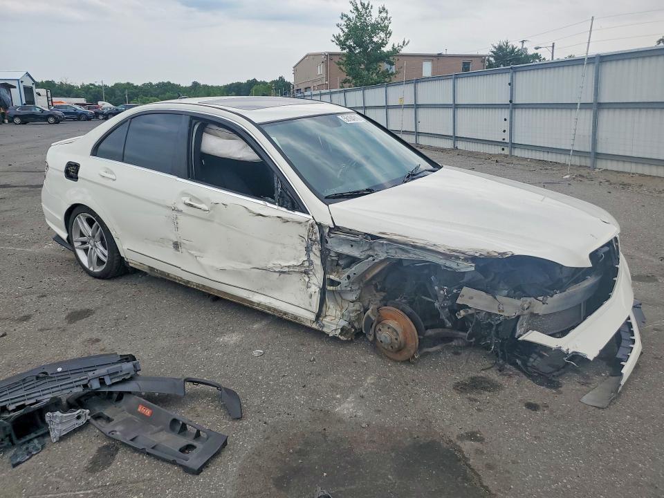 2012 MERCEDES-BENZ C 300 4MATIC — Фото 4 из 13