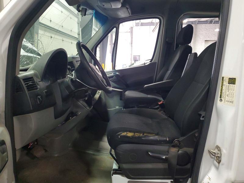 2012 MERCEDES-BENZ SPRINTER 2500 DELIVERY VAN — Фото 7 из 14