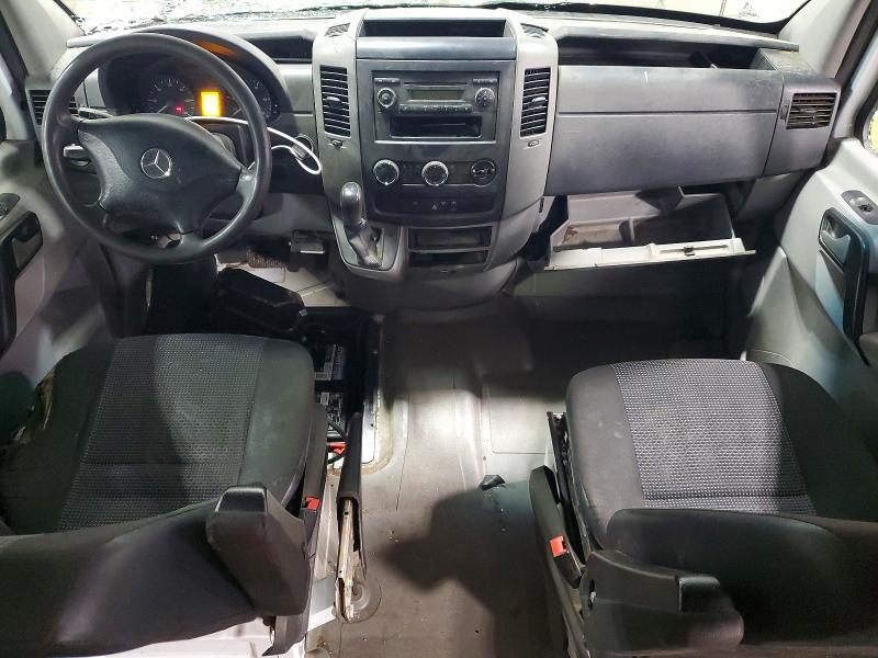2012 MERCEDES-BENZ SPRINTER 2500 DELIVERY VAN — Фото 8 из 14