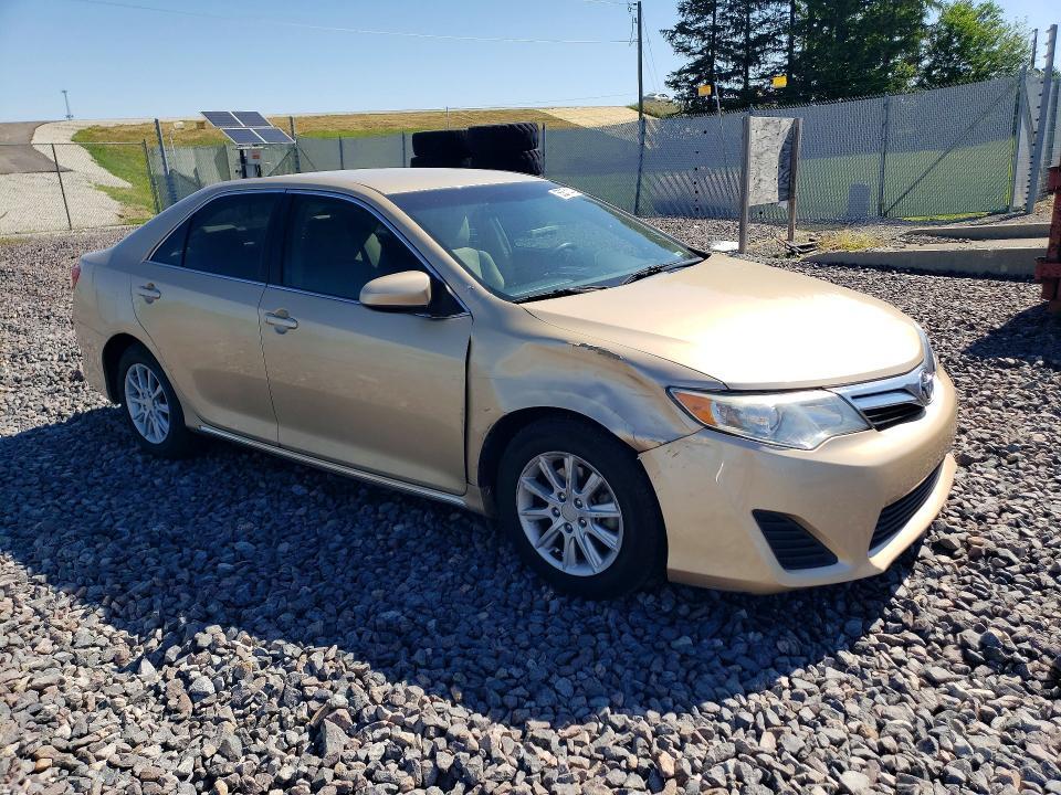 2012 TOYOTA CAMRY — Фото 4 из 12