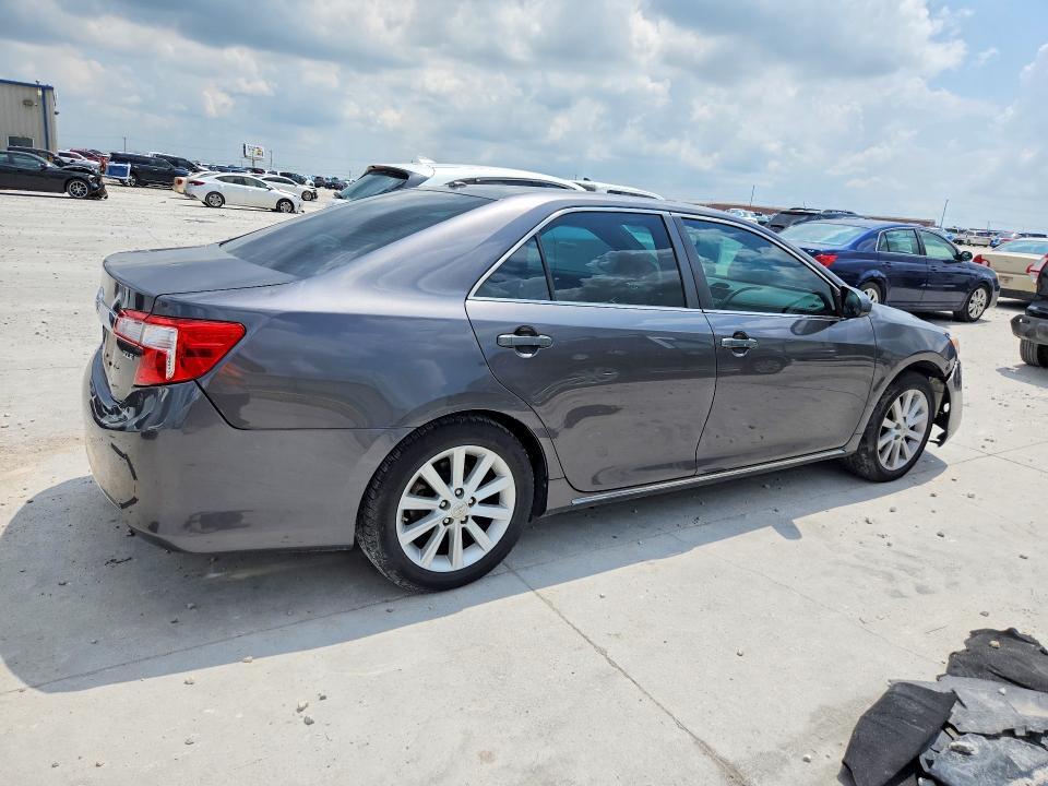 2012 TOYOTA CAMRY XLE — Фото 3 из 12