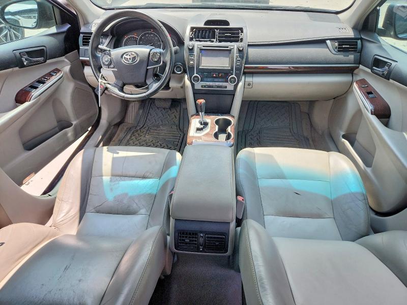 2012 TOYOTA CAMRY XLE — Фото 8 из 12
