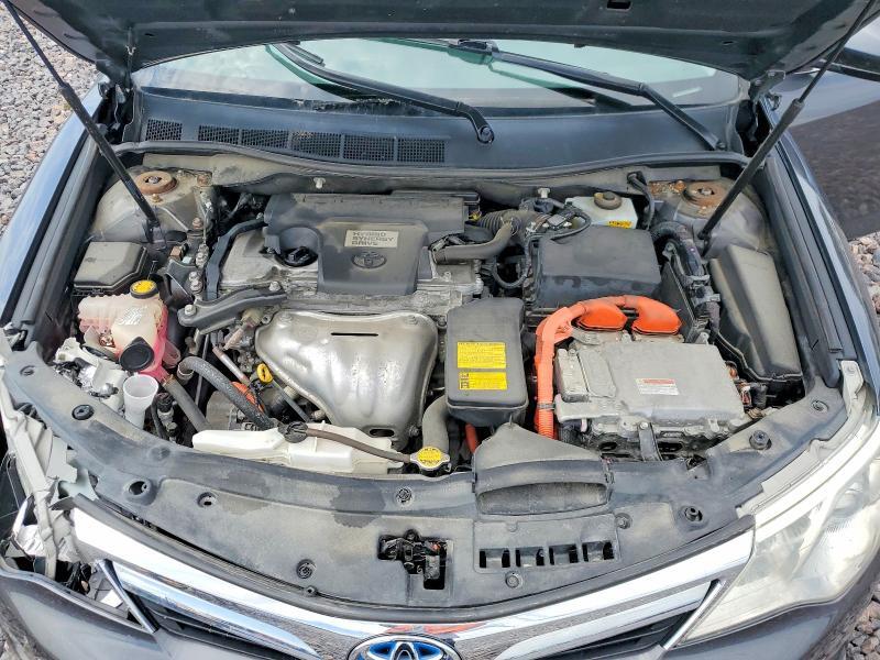 2012 TOYOTA CAMRY HYBRID XLE — Фото 11 из 12