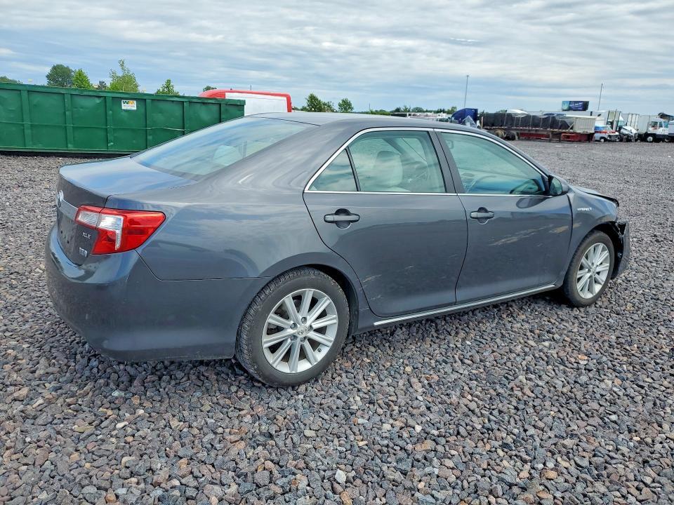 2012 TOYOTA CAMRY HYBRID XLE — Фото 3 из 12