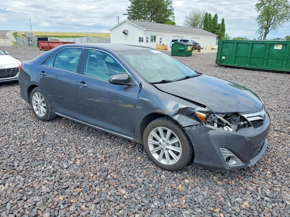 2012 TOYOTA CAMRY HYBRID XLE — Фото 4 из 12