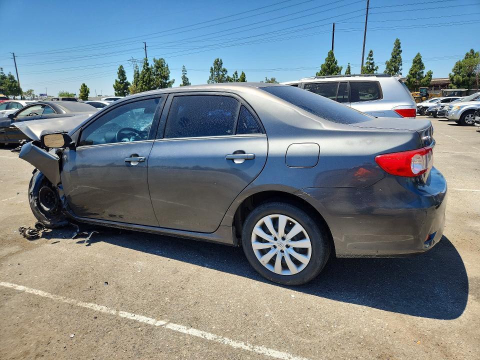 2012 TOYOTA COROLLA LE — Фото 2 из 12